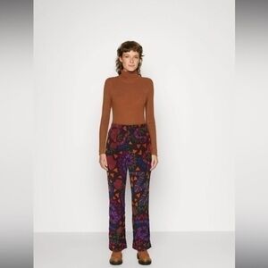 NWT FARM Rio Snake/fruit print pants